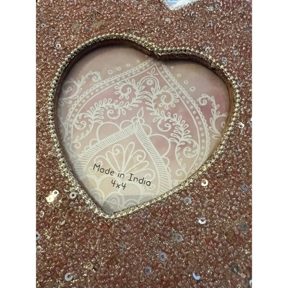 Heart Shaped Wooden Photo Frame with Beads Decoration - Picture 3 of 3